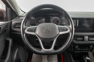 Лифтбек Volkswagen Polo 2022 года, 1989000 рублей, Барнаул