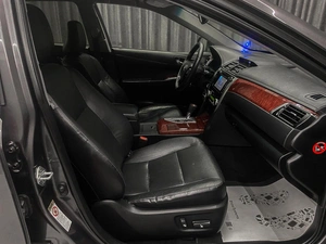 Седан Toyota Camry 2013 года, 1379000 рублей, Красноярск