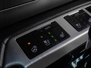 Внедорожник Toyota Land Cruiser 2018 года, 6699000 рублей, Тюмень