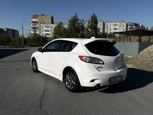 Хетчбэк Mazda Axela 2013 года, 1070000 рублей, Ачинск