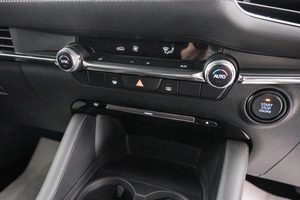 Хетчбэк Mazda 3 2021 года, 2069000 рублей, Красноярск