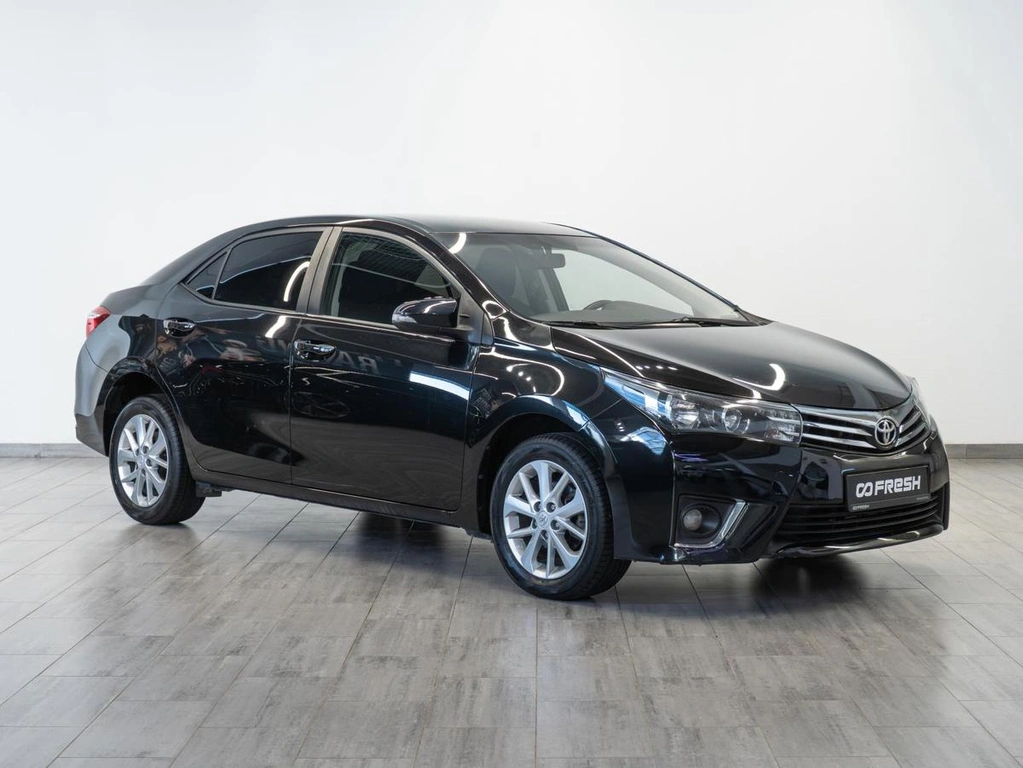 Седан Toyota Corolla 2014 года, 1429000 рублей, Саратов