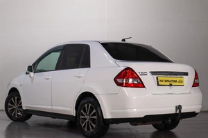 Хетчбэк Nissan Tiida 2010 года, 599000 рублей, Челябинск