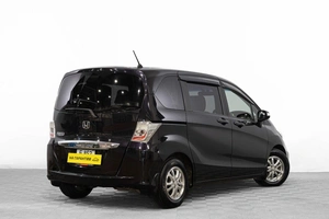 Минивэн Honda Freed 2012 года, 1189000 рублей, Барнаул