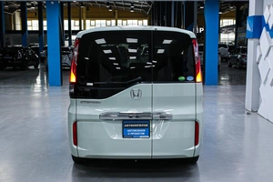Минивэн Honda Stepwgn 2016 года, 1538000 рублей, Солонцы