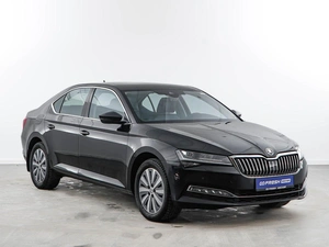Лифтбек Skoda Superb 2021 года, 2227077 рублей, Москва