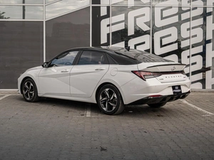 Седан Hyundai Elantra 2020 года, 1850000 рублей, Краснодар