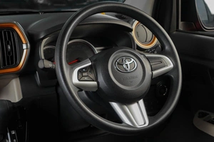 Хетчбэк Toyota Passo 2018 года, 1099000 рублей, Тюмень