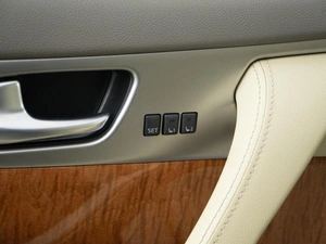 Внедорожник Infiniti QX70 2015 года, 2549999 рублей, Москва