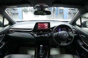 Внедорожник Toyota C-HR 2020 года, 2133000 рублей, Солонцы