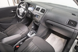 Седан Volkswagen Polo 2018 года, 1269000 рублей, Томск