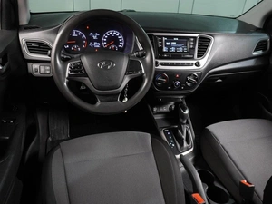 Седан Hyundai Solaris 2017 года, 1299000 рублей, Воронеж