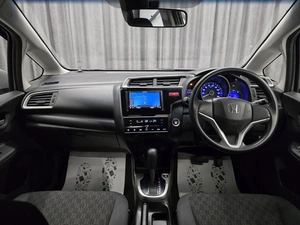 Хетчбэк Honda Fit 2016 года, 879000 рублей, Красноярск