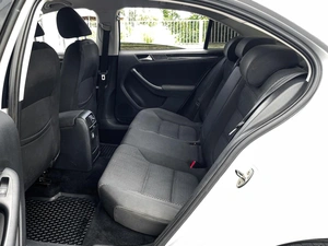 Седан Volkswagen Jetta 2011 года, 859000 рублей, Ставрополь