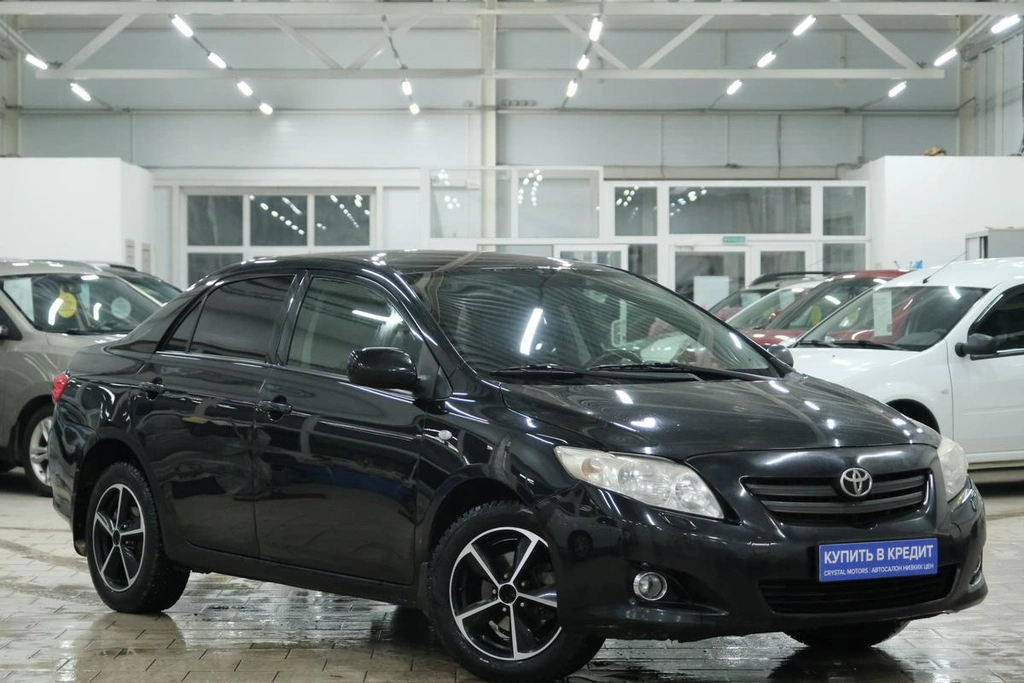 Седан Toyota Corolla 2009 года, 1079000 рублей, Омск