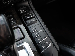 Внедорожник Porsche Cayenne 2012 года, 2610000 рублей, Краснодар