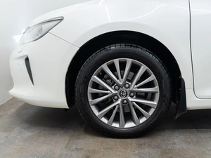 Седан Toyota Camry 2015 года, 2150000 рублей, Красноярск
