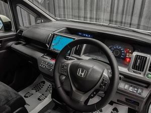 Минивэн Honda Stepwgn 2012 года, 1300000 рублей, Красноярск