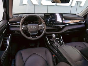 Внедорожник Toyota Highlander 2025 года, 5630000 рублей, Краснодар