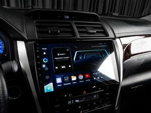 Седан Toyota Camry 2018 года, 2399000 рублей, Тюмень