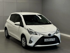 Хетчбэк Toyota Vitz 2019 года, 997000 рублей, Красноярск