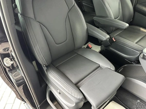 Минивэн Mercedes-benz V-класс 2023 года, 15150000 рублей, Уфа