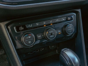 Внедорожник Volkswagen Tiguan 2018 года, 2550000 рублей, Краснодар