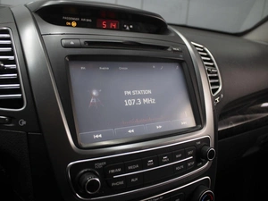 Внедорожник Kia Sorento 2013 года, 1880000 рублей, Омск