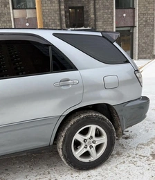 Внедорожник Toyota Harrier 2001 года, 650000 рублей, Красноярск