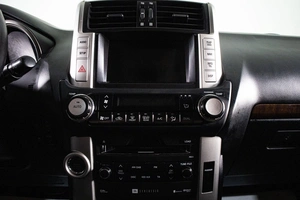Внедорожник Toyota Land Cruiser Prado 2011 года, 3389000 рублей, Сургут
