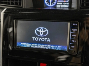 Минивэн Toyota Roomy 2019 года, 1075000 рублей, Красноярск