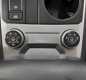 Внедорожник Volkswagen Touareg 2019 года, 4150000 рублей, Красноярск