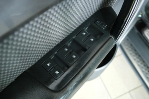 Внедорожник Chevrolet Captiva 2008 года, 989000 рублей, Омск