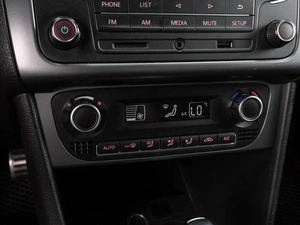Седан Volkswagen Polo 2016 года, 1155000 рублей, Тюмень