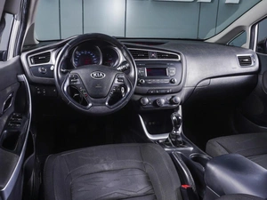 Хетчбэк Kia Ceed 2015 года, 1070000 рублей, Ростов-на-Дону