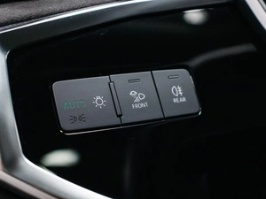 Внедорожник Audi Q3 2021 года, 4145000 рублей, Красноярск