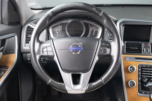Внедорожник Volvo XC60 2015 года, 2049000 рублей, Оренбург