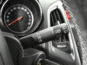 Седан Opel Astra 2013 года, 676200 рублей, Казань