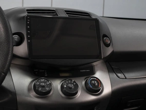 Внедорожник Toyota RAV4 2010 года, 1537000 рублей, Омск