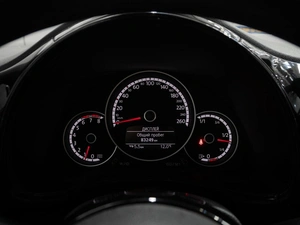 Хетчбэк Volkswagen Beetle 2014 года, 1599000 рублей, Тюмень