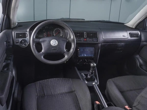 Хетчбэк Volkswagen Golf 2003 года, 380000 рублей, Ростов-на-Дону