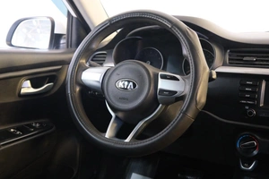 Седан Kia Rio 2018 года, 1029000 рублей, Омск