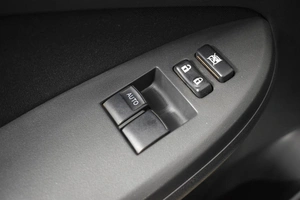 Седан Toyota Corolla 2012 года, 867100 рублей, Казань