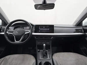 Седан Volkswagen Lavida 2022 года, 2625000 рублей, Орёл