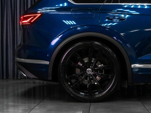 Внедорожник Volkswagen Touareg 2019 года, 5999000 рублей, Тюмень