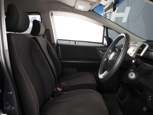 Минивэн Honda Freed 2011 года, 1010000 рублей, Омск