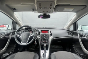Хетчбэк Opel Astra 2012 года, 740000 рублей, Солонцы