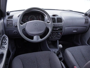 Седан Hyundai Accent 2005 года, 490000 рублей, Волгоград