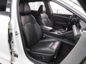 Седан Kia K5 2020 года, 3075000 рублей, Воронеж