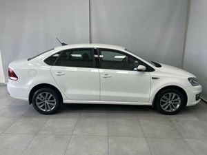 Седан Volkswagen Polo 2019 года, 1269000 рублей, Красноярск